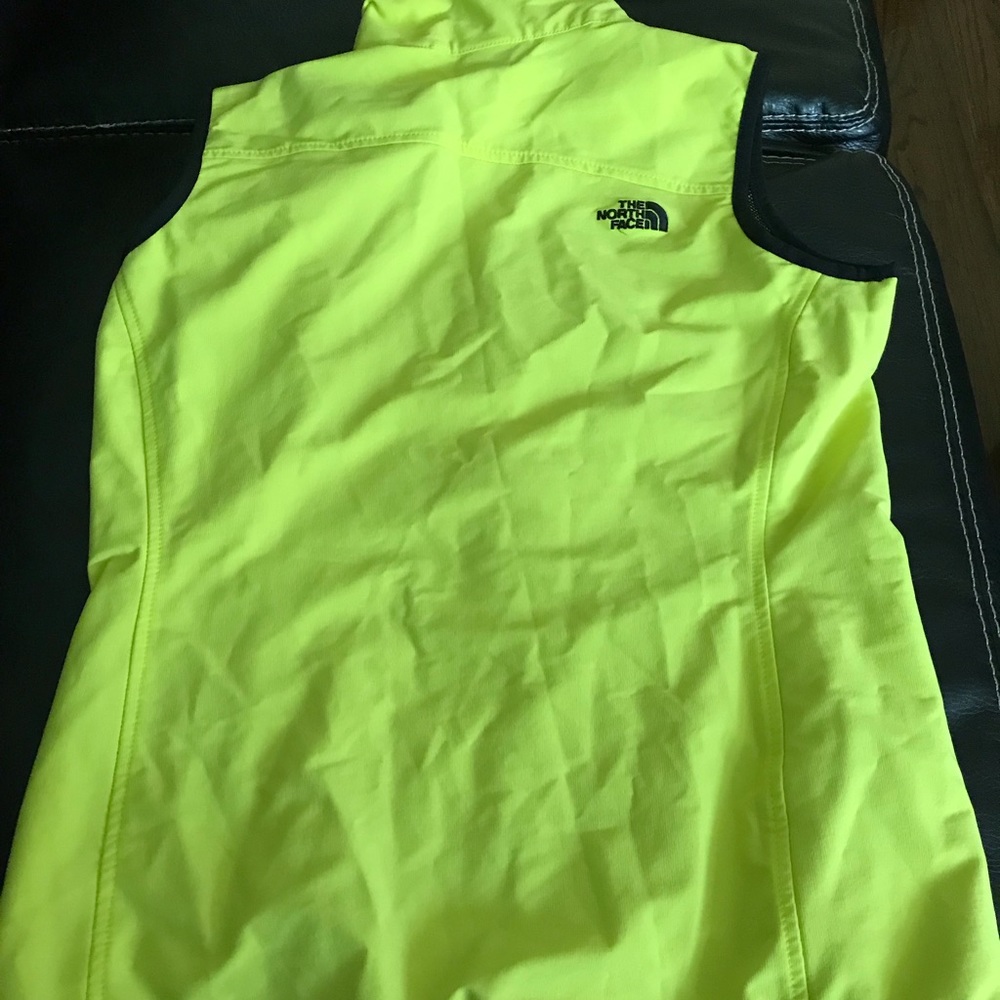 Women’s North Face Vest, Size M - Picture 2 of 3